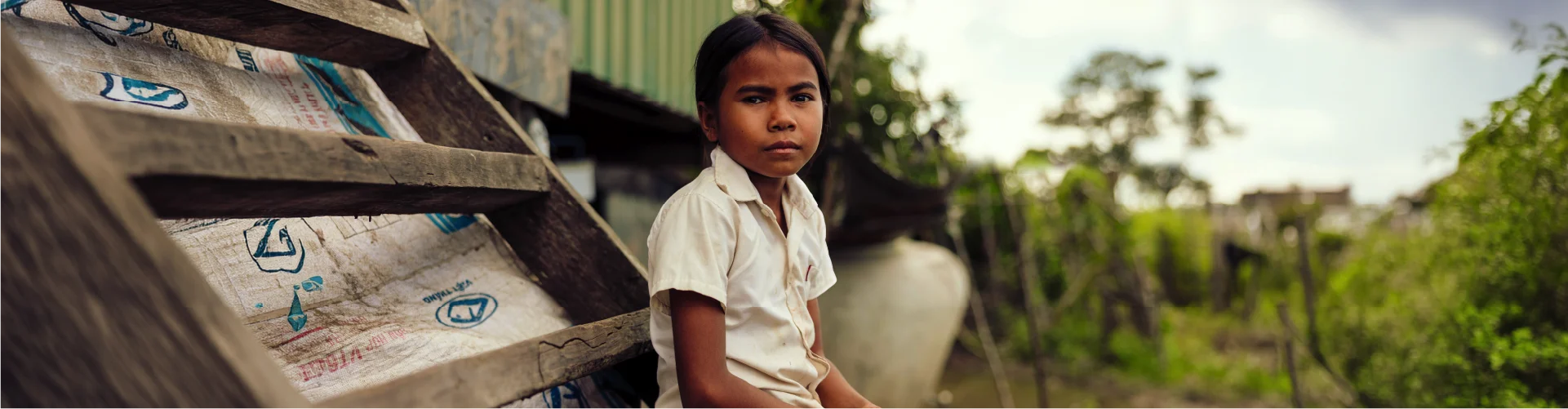 943 Children Lost Their Sponsors Last Month