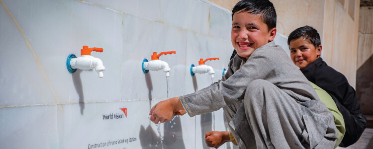 Children washing hands