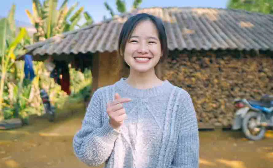 Breaking barriers: Di made it to university!