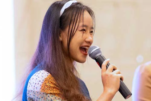 Girl Power: Di Embarks on a New Chapter